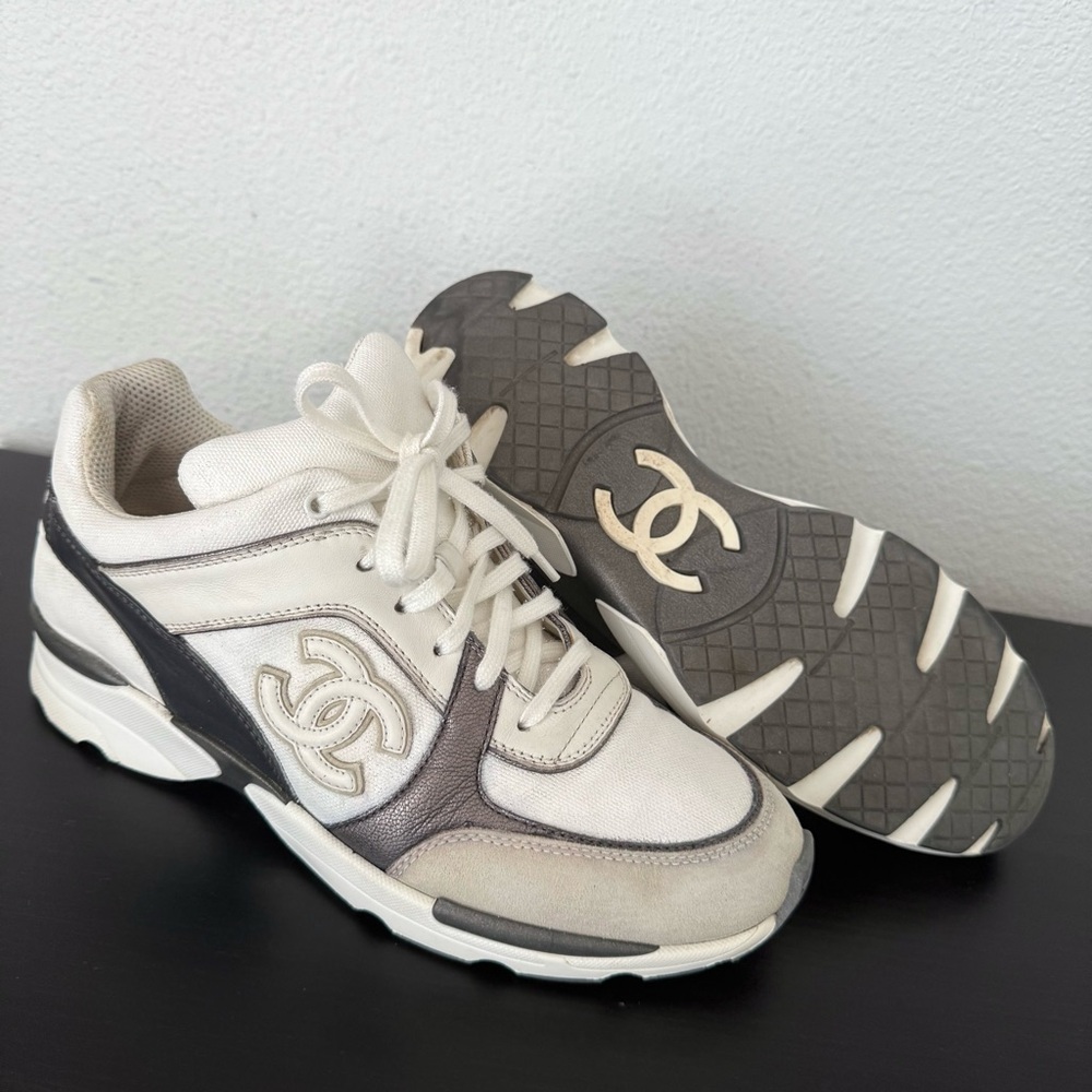 Chanel CC Logo Sneakers Leather Canvas Athletic Shoes